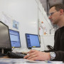 Internetul industrial este o retea globala deschisa care conecteaza oameni, date si echipamente